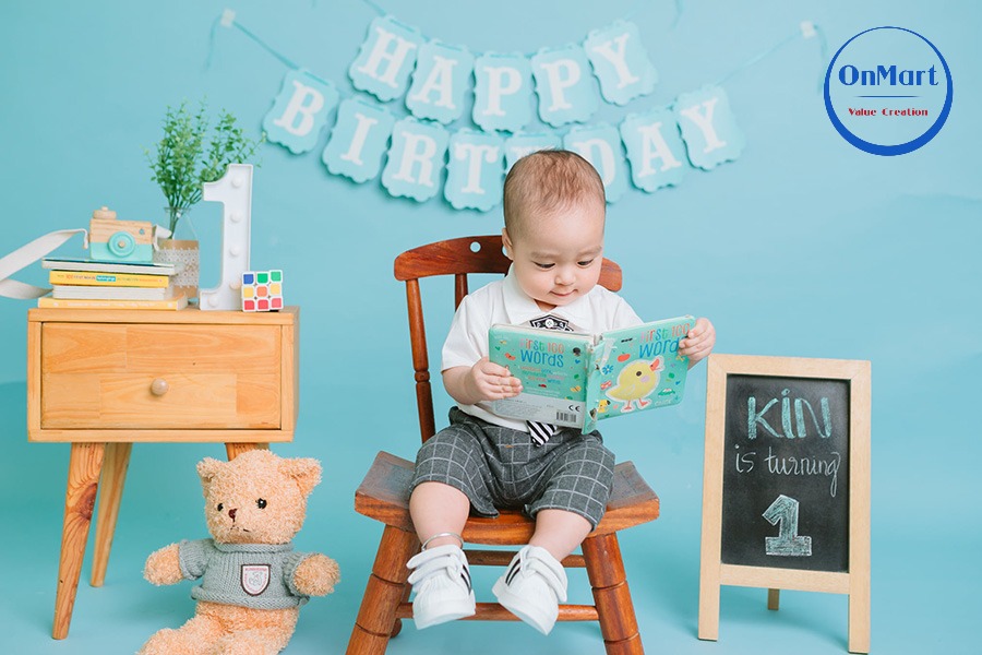 Cách chọn quà sinh nhật cho bé trai 1 tuổi