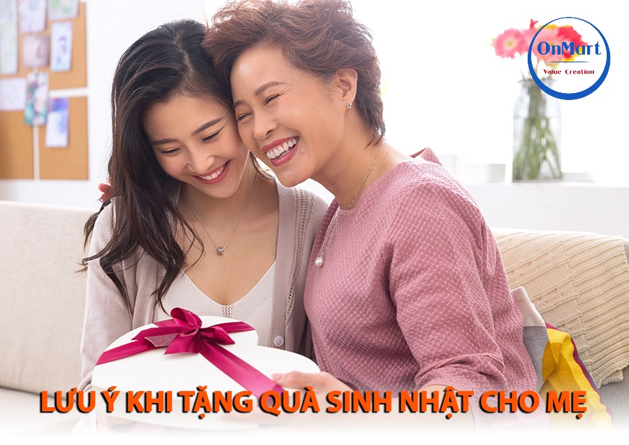 Những lưu ý khi tặng quà sinh nhật mẹ Những lưu ý khi tặng quà sinh nhật mẹ
