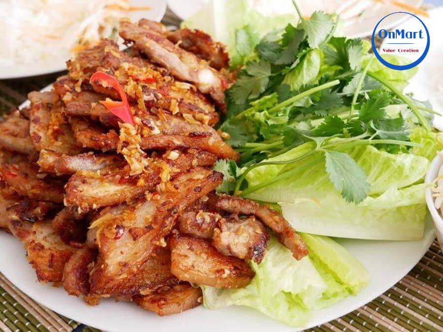 Heo đen Tây Nguyên nướng ngũ vị ngon khó cưỡng Heo đen Tây Nguyên nướng ngũ vị ngon khó cưỡng
