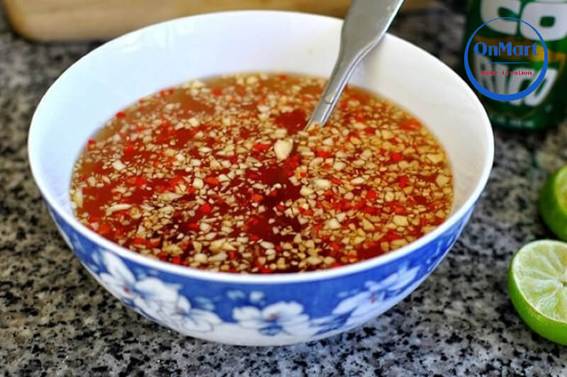 Cách làm nước mắm tỏi ớt tuy đơn giản nhưng đậm đà của người Nam Cách làm nước mắm tỏi ớt tuy đơn giản nhưng đậm đà của người Nam
