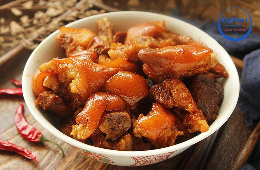 Chân giò hầm bia độc lạ Chân giò hầm bia độc lạ